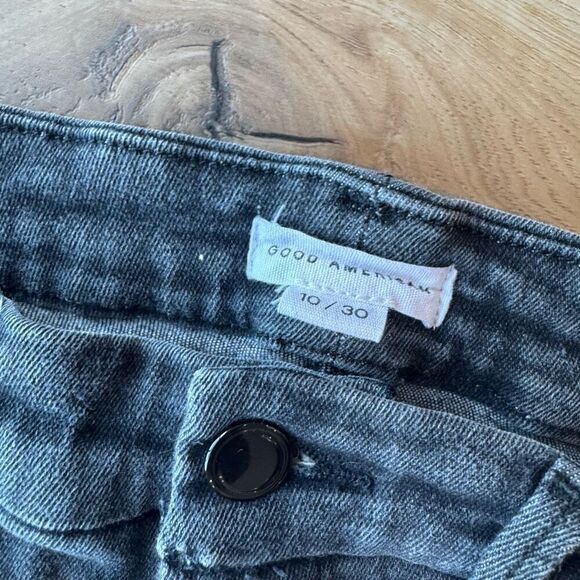 Good American Good Legs Straight Jeans - Picture 7 of 7